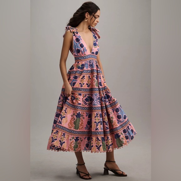 FARM Rio Dresses & Skirts - Farm Rio Seashell Tapestry Sleeveless Midi Dress